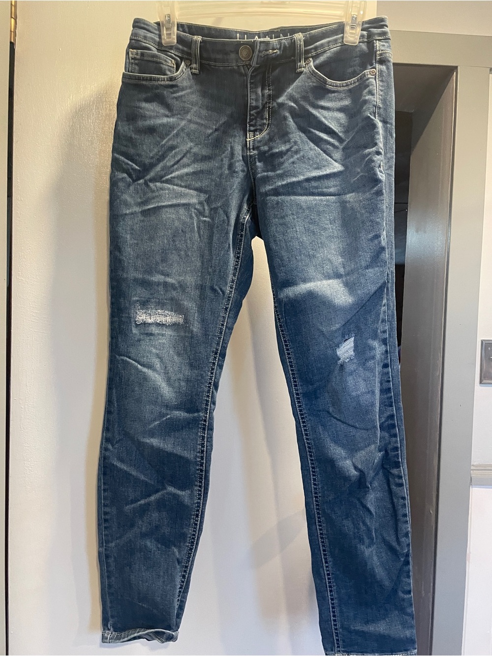 Hannah Slim women’s Jeans in Dark Blue Wash size 8A